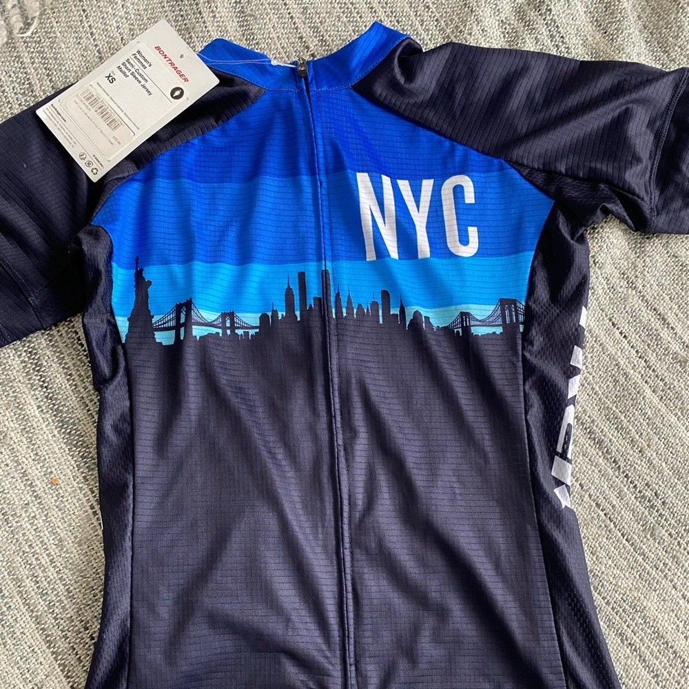 New XS Bontrager NYC Short Sleeve Cycling Jersey